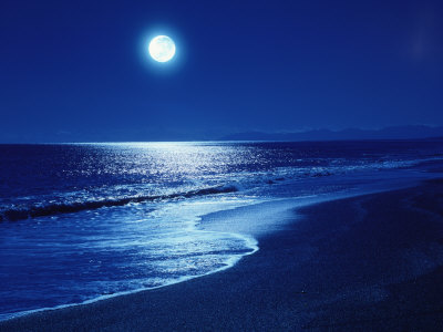 آب و ماه... من و تو...‏